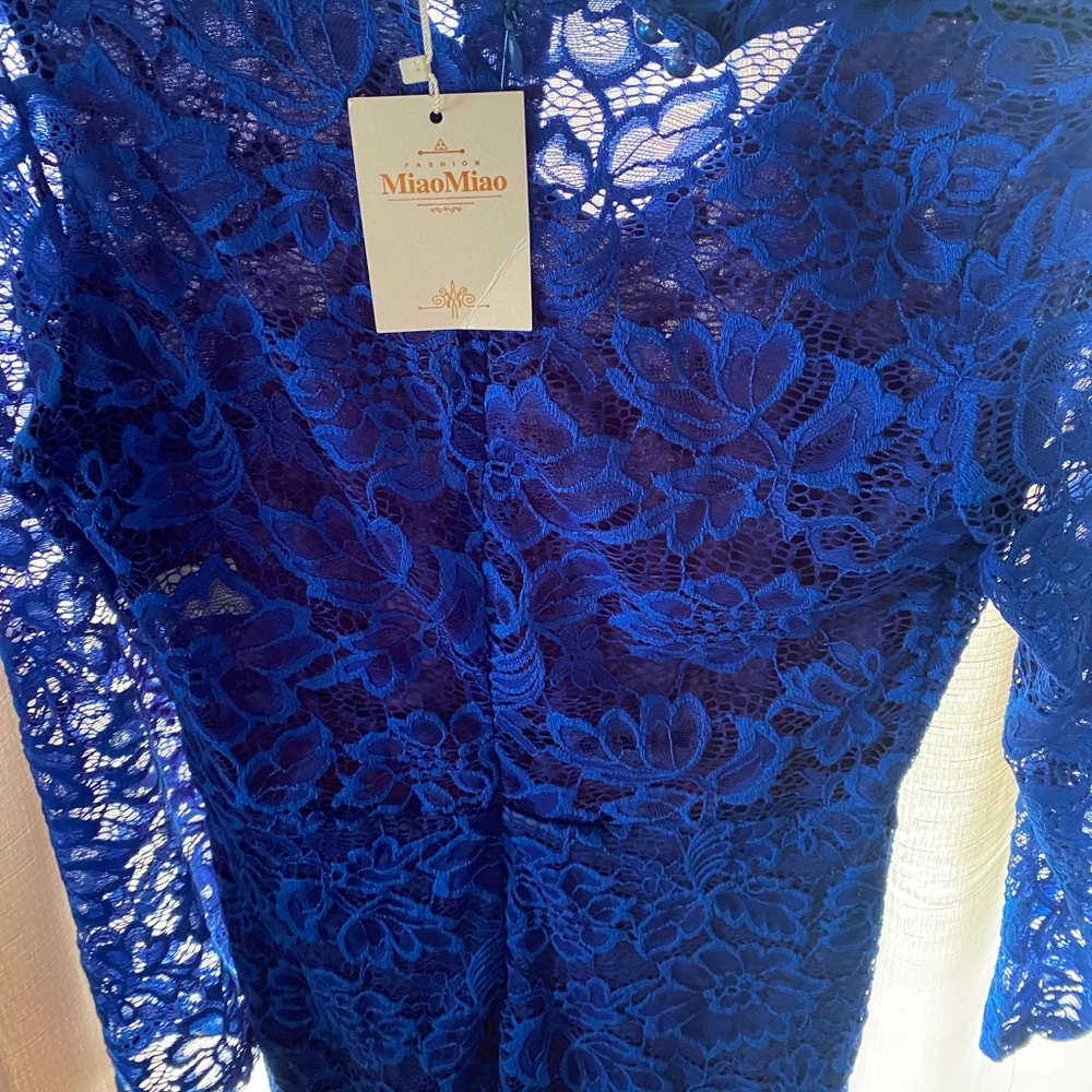 Dress - Picture 2 of 5